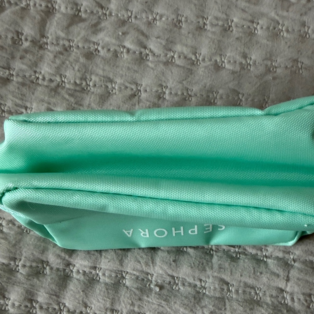Sephora Aqua Cosmetic Case - Picture 4 of 5